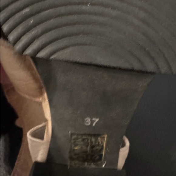 L’Artiste Ankle strap sandals Leather - Picture 7 of 13